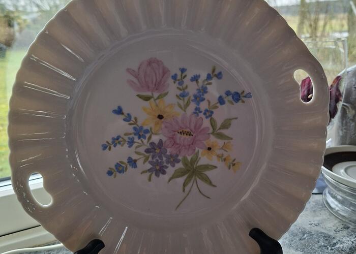 Grajewo ogłoszenia: Sprzedam talerzyk porcelanowy moze być dekoracyjny lub do ciasta