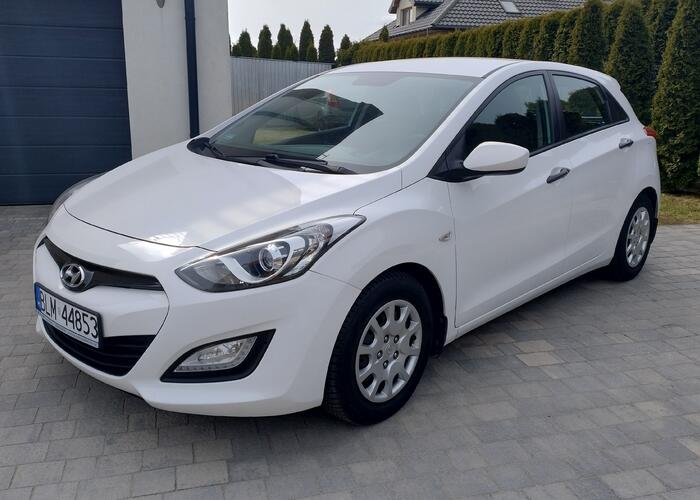 Grajewo ogłoszenia: Sprzedam Hyundai i30 benzyna 1,4 DOHC 100 KM 2014 rok Bardzo dobry...