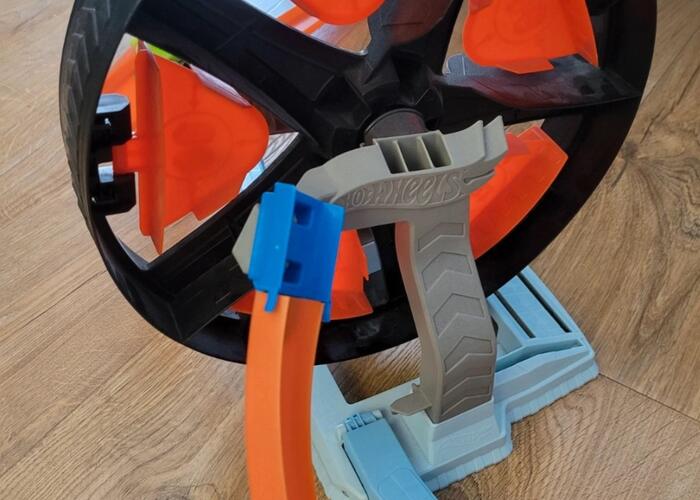 Grajewo ogłoszenia: HOT WHEELS koło, tor, wyrzutnia. Stan bardzo dobry.